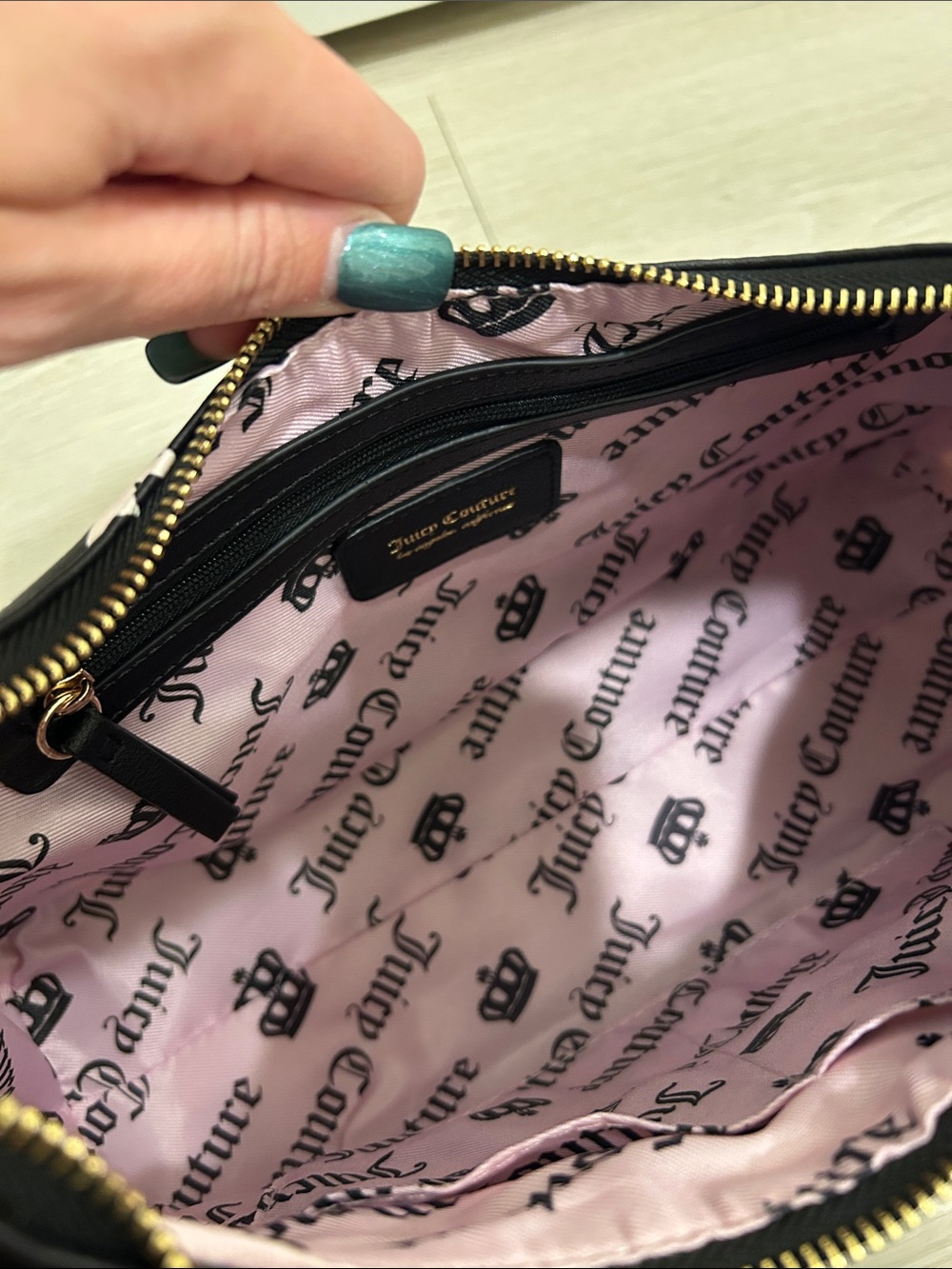 Juicy Couture Exclusive (NWT) Daisy for Juicy Hobo Bag - Picture 10 of 12